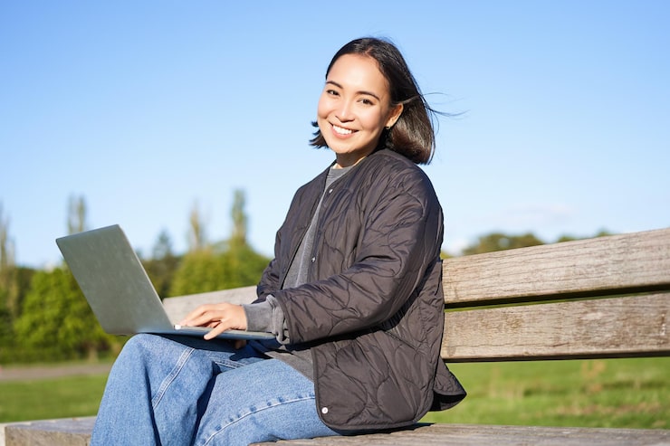 Мадина — SMM-специалист